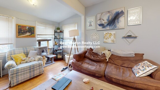 Photo - 11 Pinkham Rd Unidad 2