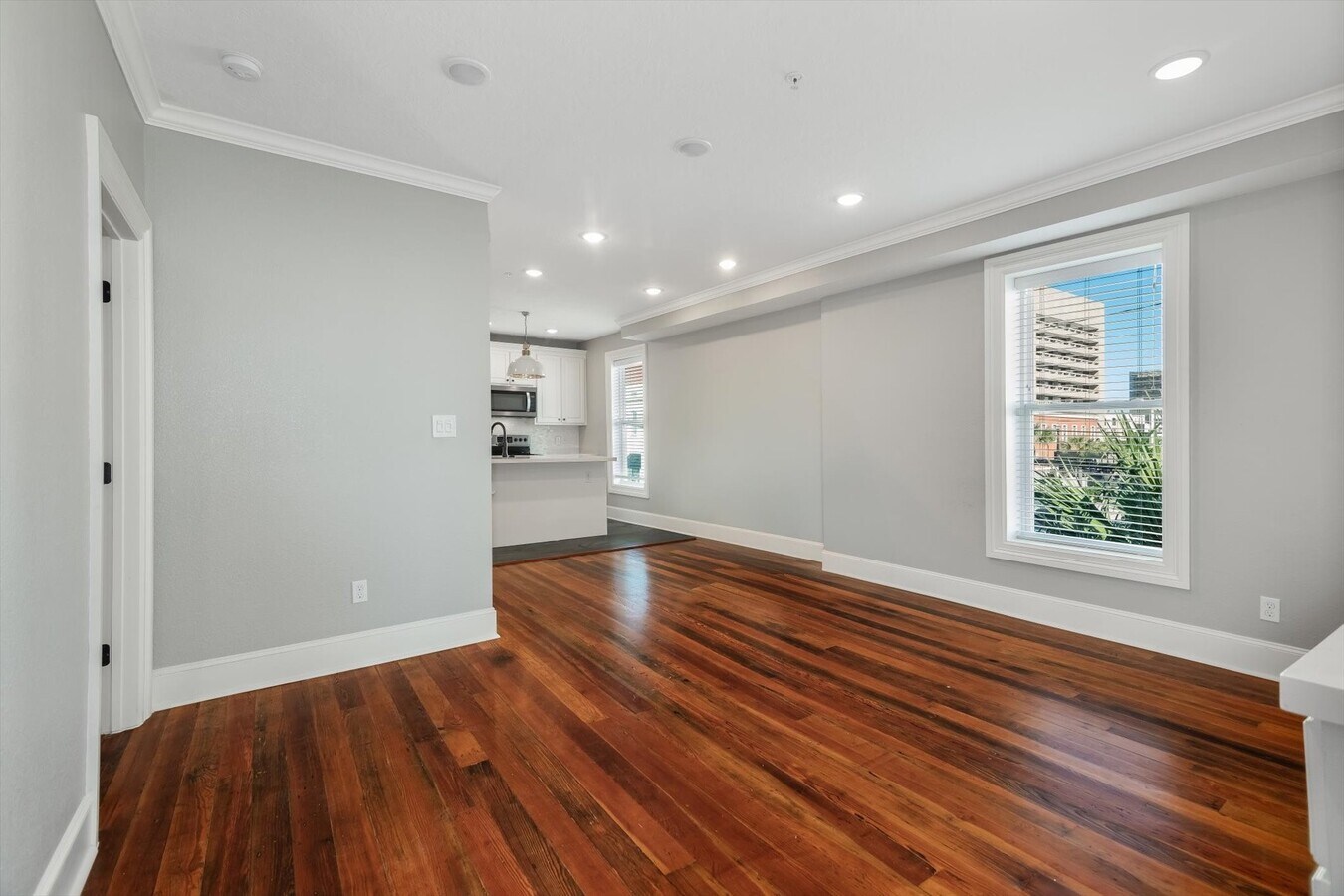 Photo - 405 24th St Unidad 201