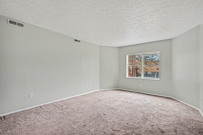 Photo - 562 Glenwood Ave Unidad 24