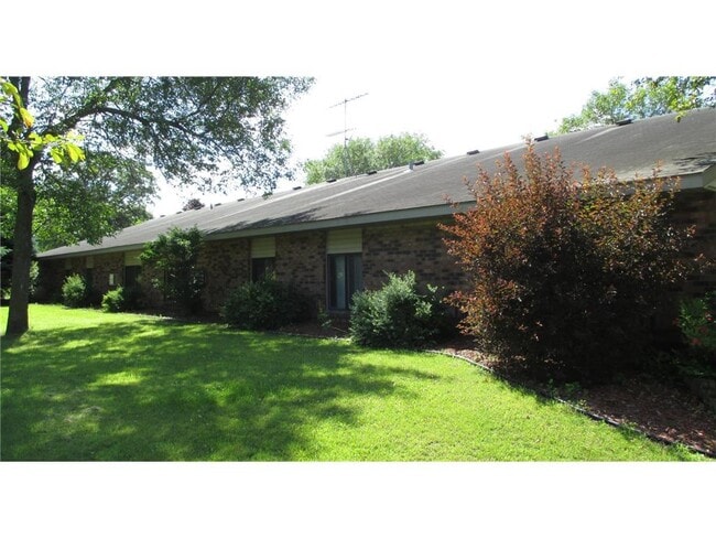 Photo - 321 E Curran St Unit #1