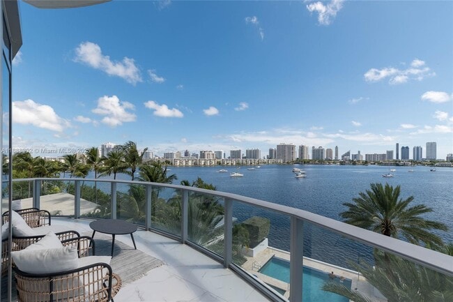 Building Photo - 17301 Biscayne Blvd Unit 411