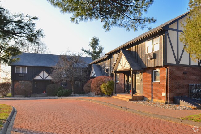 Photo - Mansion Apartments