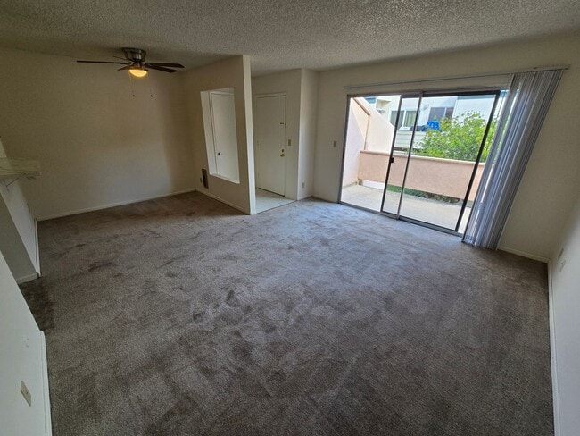 Photo - Bright Upstairs Studio Near Mesa College – Updated & Move-In Ready Unidad O