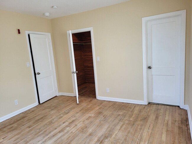 Photo - 401 SW 10th St