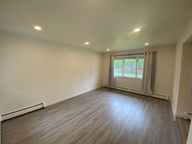 Photo - A 3 bed, 2.5 bath home that has been meticulously well kept!