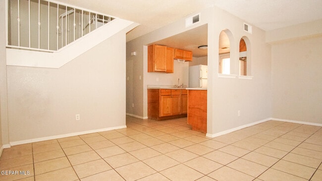 11024 Sunshine Ct