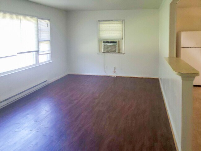 Photo - 1333 Shore Dr