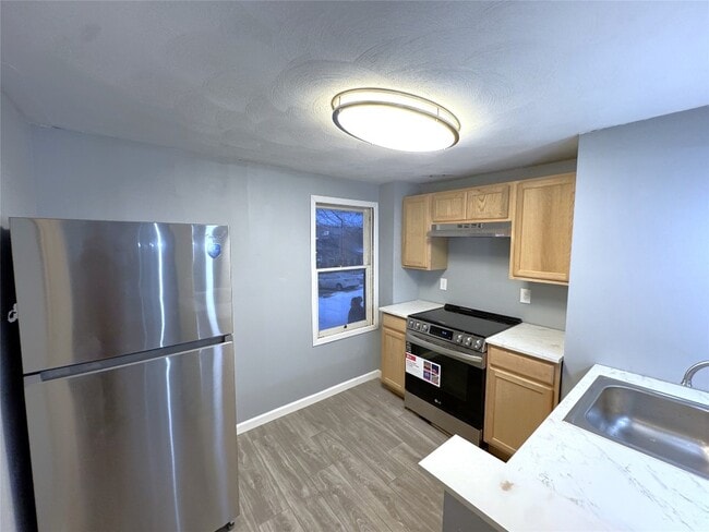 Photo - 306 Dehart Ave