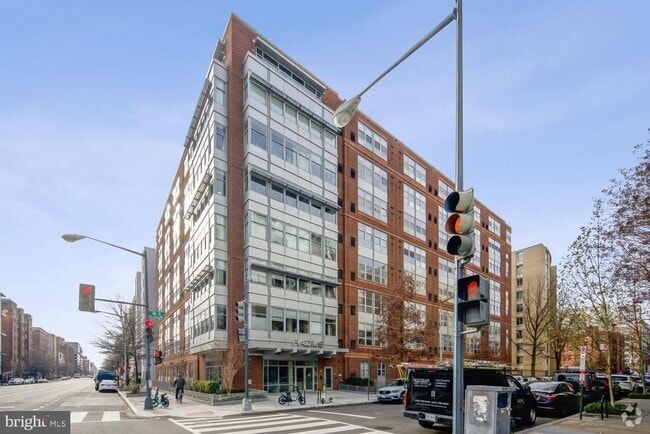 Building Photo - 1300 N St NW Unit 410 Rental