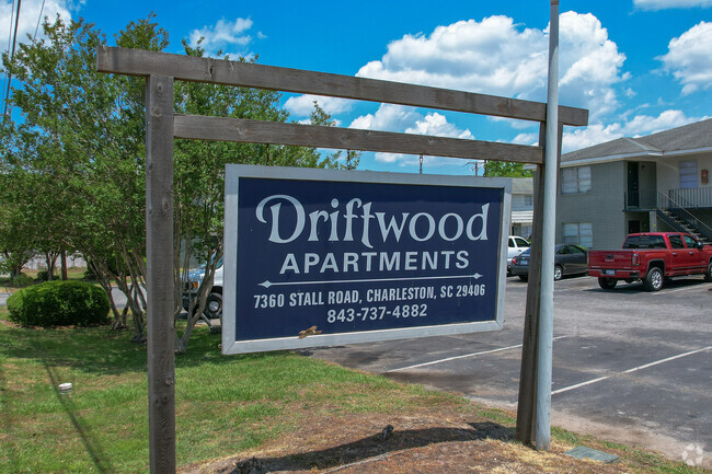 Driftwood Apartments - Driftwood Apartments