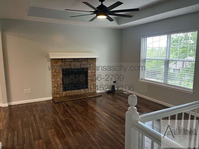 Photo - Northland Split Level All Electric!