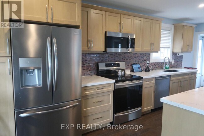 Photo - 26 Curtiss Ct