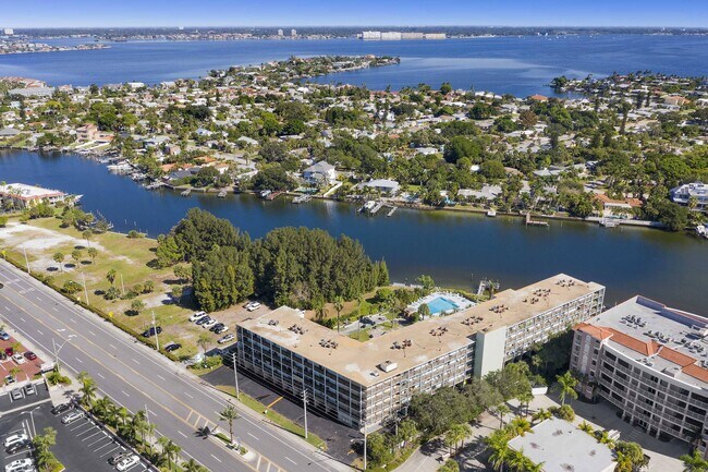 Building Photo - Sand Cove Apartments