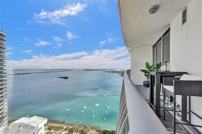 Building Photo - 1750 N Bayshore Dr Unit 4805 Rental