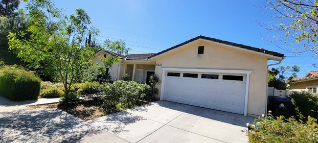 Building Photo - 11321 Hunnewell Ave Rental