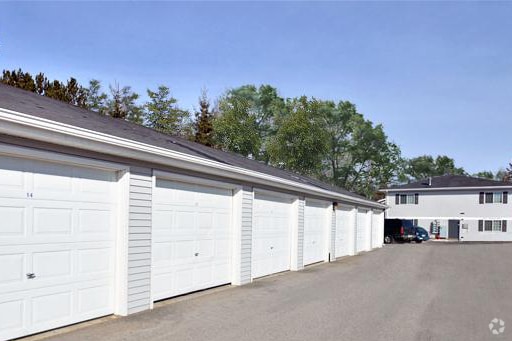 Photo - Cedar Pointe Apartments