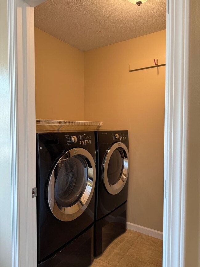 Photo - 3 bedroom, 2.5 bath townhome *ASK US ABOUT...