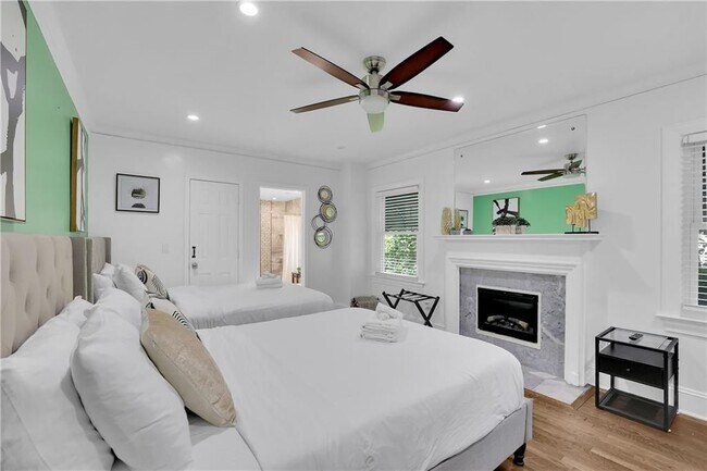Photo - 616 Darlington Rd NE