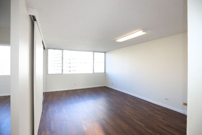 Photo - Lakeview Gardens Condo