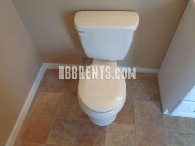 Photo - 735 Ferguson 5BR/5BA (Dayton)