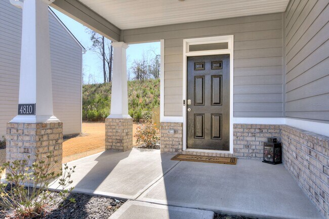 Photo - 4 Bedroom 3 Bathroom Two Story Home