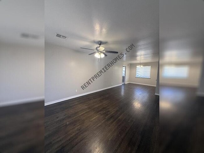 Photo - 4804 N Woodward Ave