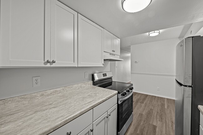 Building Photo - Belmont Terrace Rental