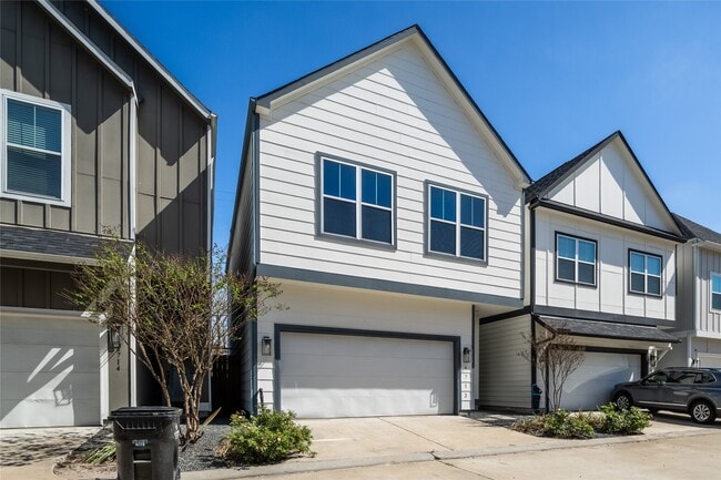 Building Photo - 6712 Parker Grv Ln