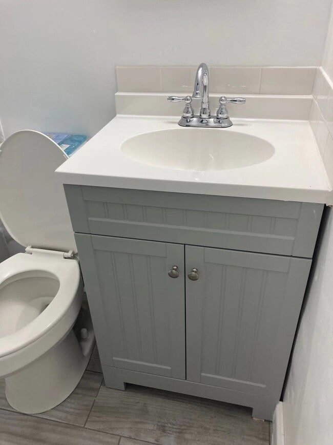 Photo - 3219 Hamilton St