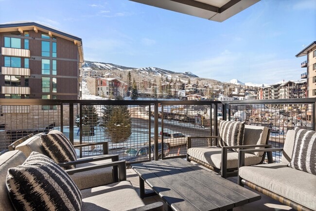 Photo - 130 Wood Rd Unidad 461-463