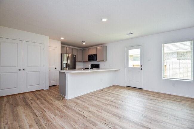 Photo - 26627 Wilderye Cv Ln