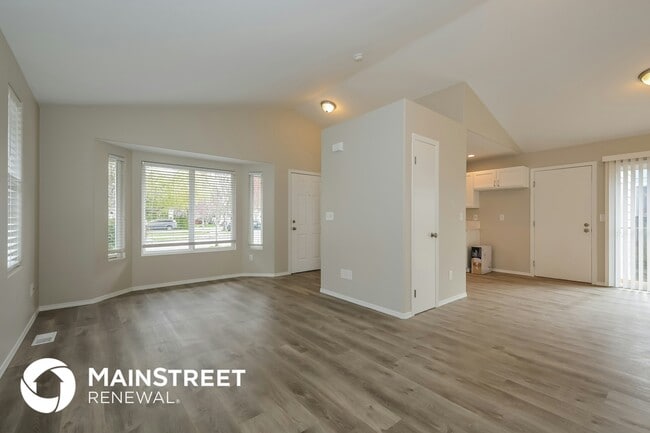 Photo - 16830 Marmount St SE