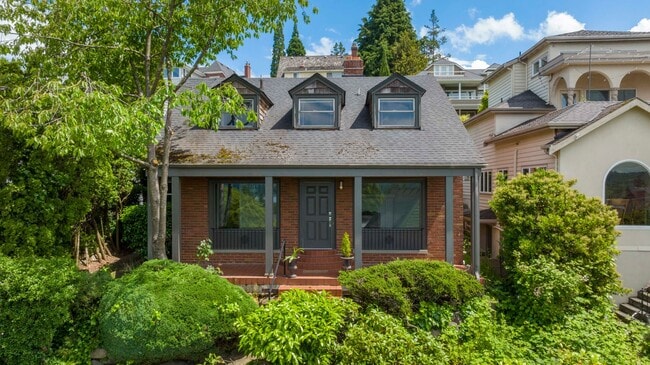Photo - Historic Laurelhurst Home ~ Quiet Neighborhood~ Stunning Water View! 4 Mins to U Village/UW