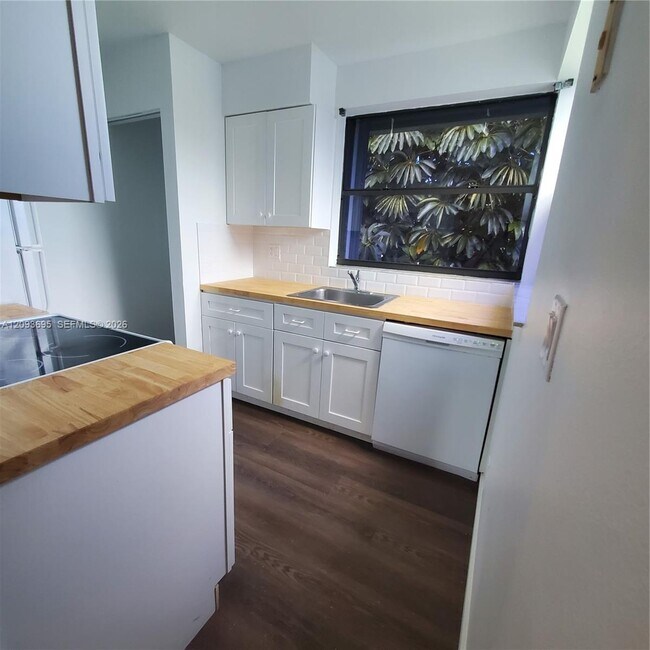 1211 S Independence Dr Unit 1211E