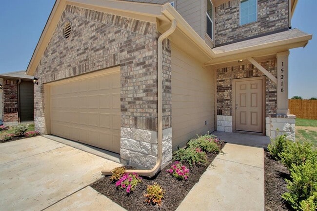 Photo - 15216 Bullbrier Rd