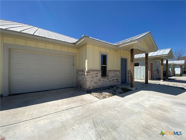 Photo - 1020 Mellow Breeze