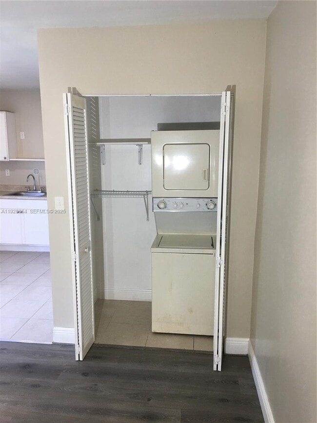 Photo - 32 NE 169th St Unit 3