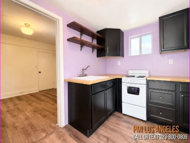 Photo - 4187 Denker Ave Unit B