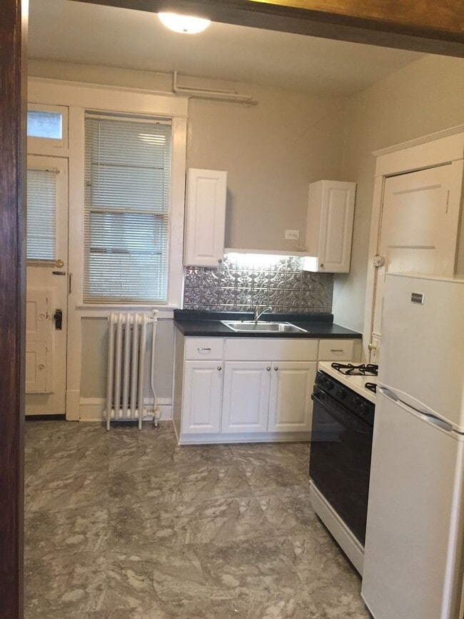 Photo - Saxony Manor