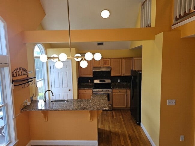 Photo - 202 Falls Blvd