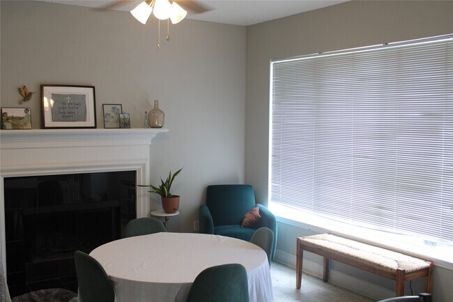 Photo - 7018 Crystal Dowels Dr