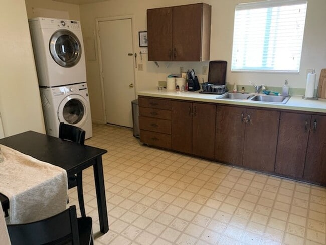 Photo - 2 Bed 1 Bath In Orem