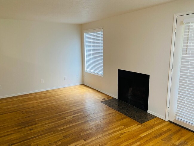 Photo - Single Level totally renovated 3 bedroom delight Unit 6797