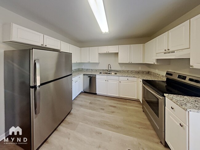 Photo - 128 Lippizanner Pl