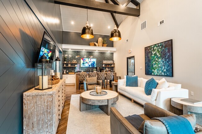 Building Photo - Pointe Grand Panama City Rental
