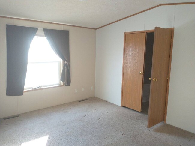 Photo - 5420 S View Rd