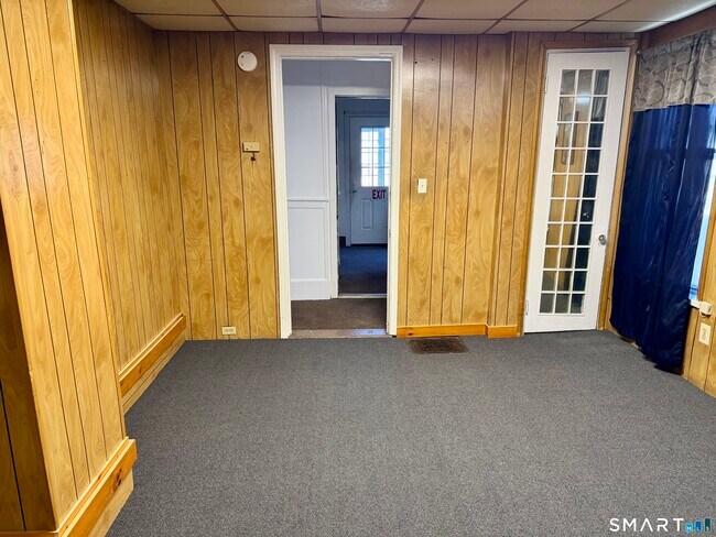 Photo - 185 Grove St