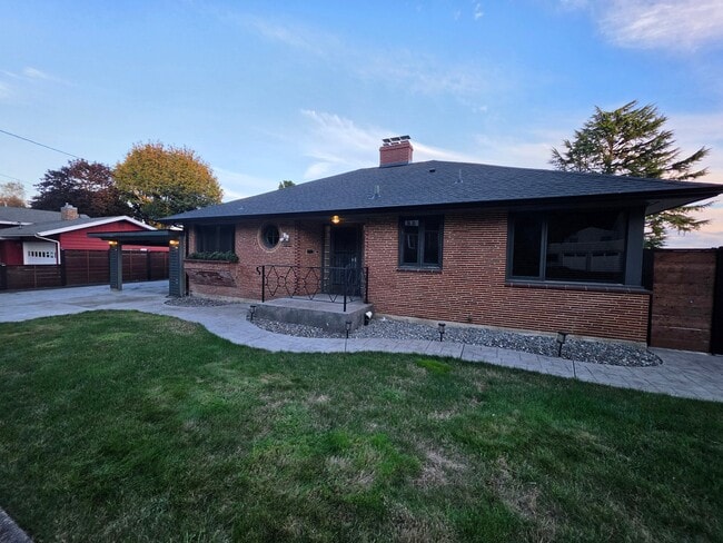 Photo - 1114 NE 6th Ave