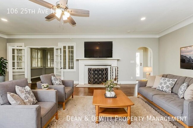 Photo - 106 25th Ave NE