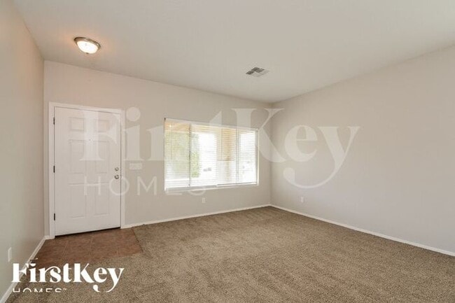 Photo - 11614 W Harrison St